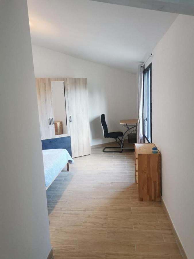 Maison Independante Avec Piscine, 10Min Avignon Pujaut Eksteriør billede