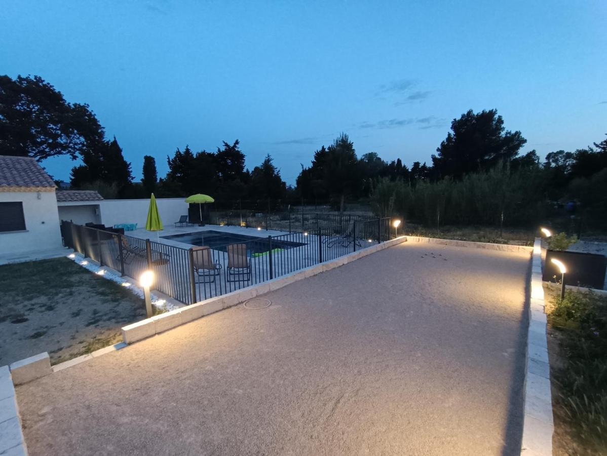 Maison Independante Avec Piscine, 10Min Avignon Pujaut Eksteriør billede