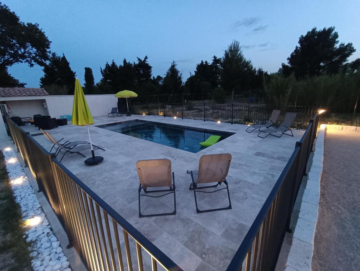 Maison Independante Avec Piscine, 10Min Avignon Pujaut Eksteriør billede
